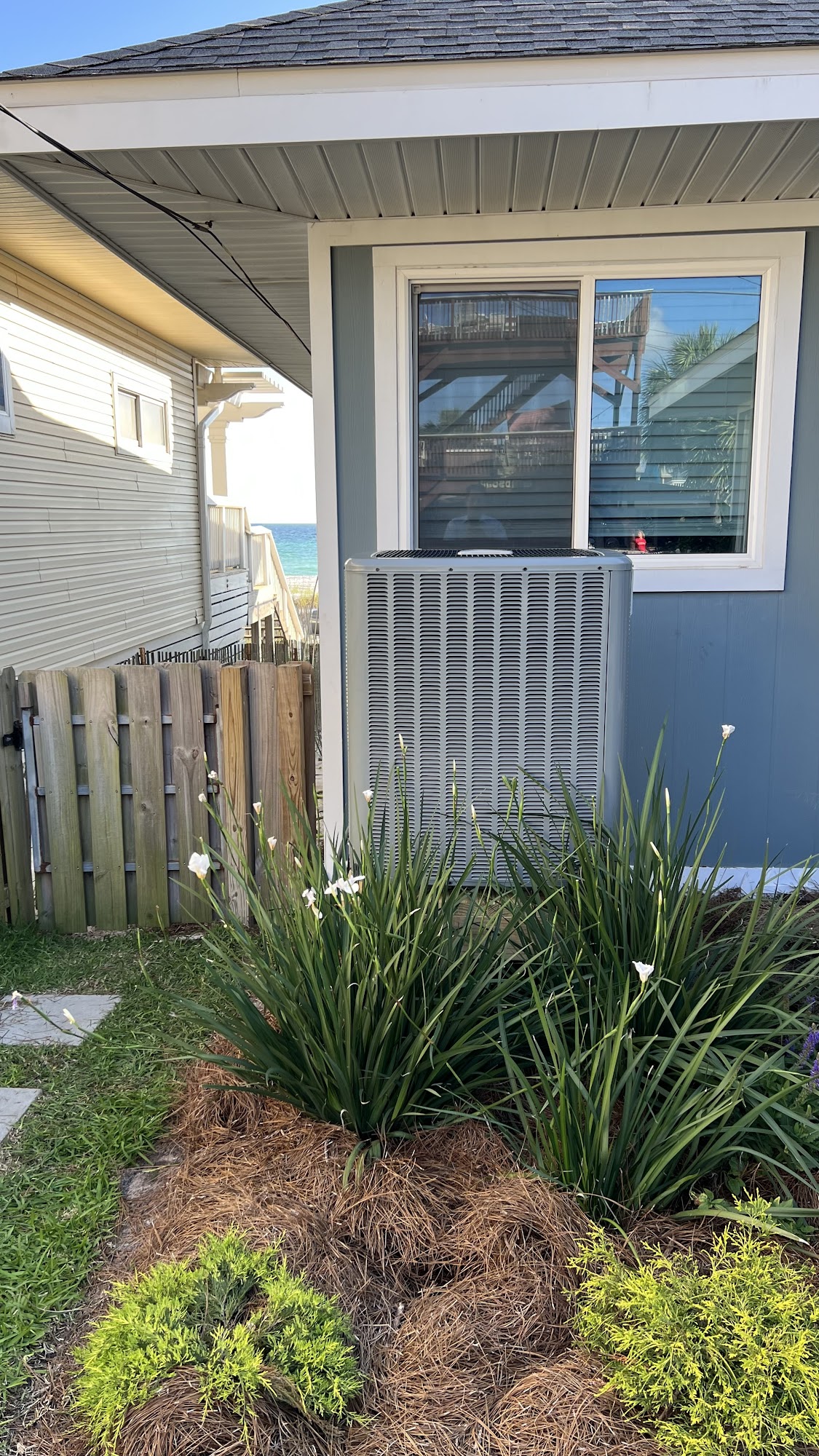 Pat Green Heating & Cooling image of a new HVAC system installed at a home in Panama City